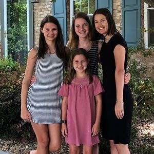 Meet your Posher, Lydia